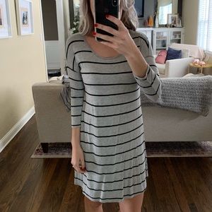 4/$25 Black/ grey stripped Tshirt dress